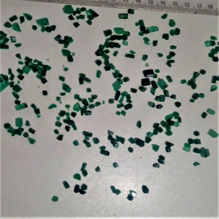 PRF apreende quase 300 pedras de esmeraldas brutas na região da Chapada Diamantina