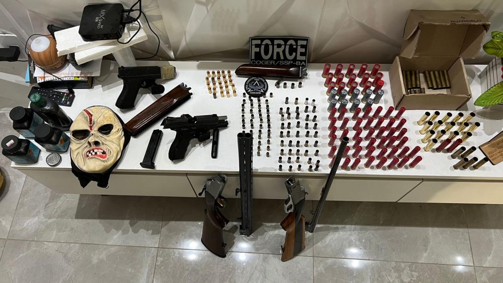 Bahia: Três PMs investigados são presos por participação em grupo de extermínio