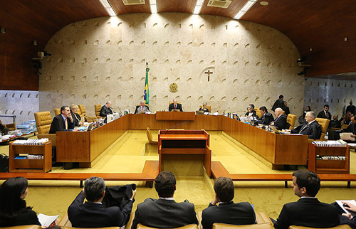Aborto até 3º mês de gestação não é crime, decide 1ª Turma do STF