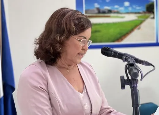 Câmara de Matina rejeita projeto do Executivo e prefeita sofre derrota política