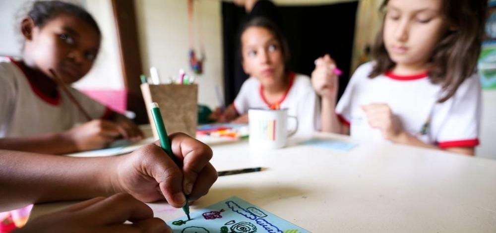 Governo promete liberar ensino domiciliar através de medida provisória