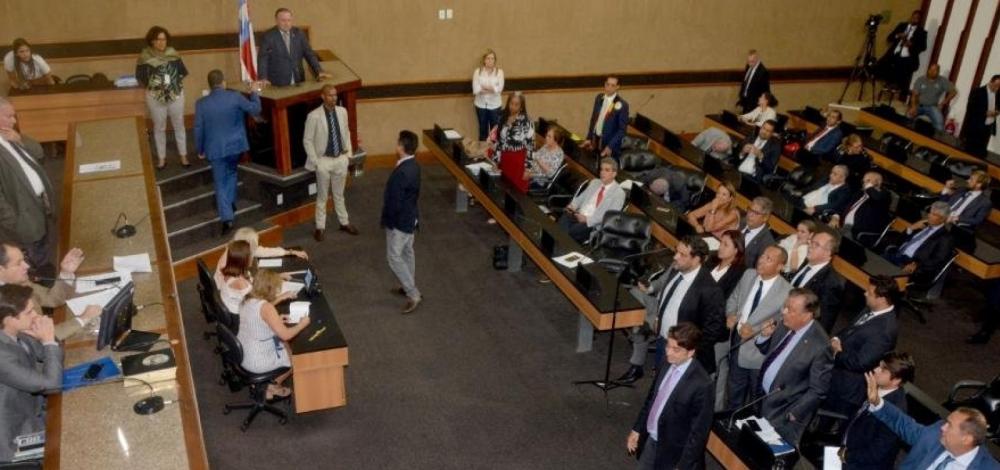 Liminar suspende votação da PEC da Previdência na Assembleia