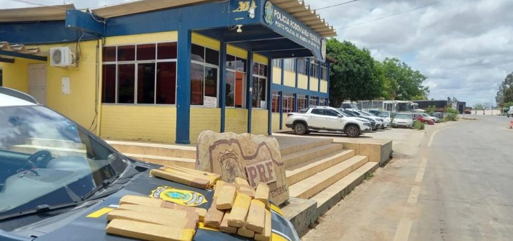 Mulher flagrada com 20 kg de maconha em mala é presa na Chapada Diamantina