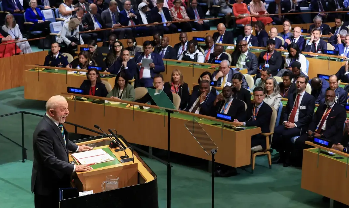Lula defende soberania do Brasil e diz na ONU: “não cabe no quintal de ninguém”