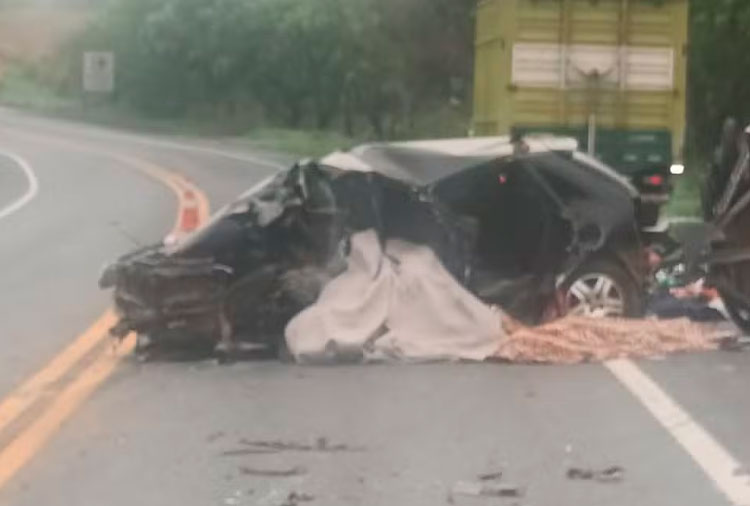 Guanambienses morrem em acidente na BR-135, em Minas Gerais