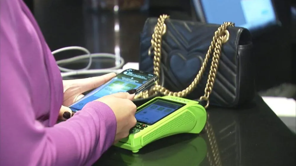 Pix por aproximação começa a funcionar nesta sexta-feira; saiba como usar nova ferramenta