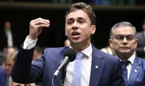 Justiça determina remoção de reportagem que cita Nikolas Ferreira e dono do Banco Master