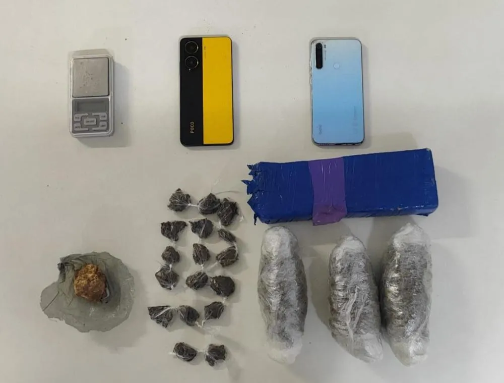 Rondesp prende homem por tráfico de drogas no bairro Prisco Viana, em Caetité