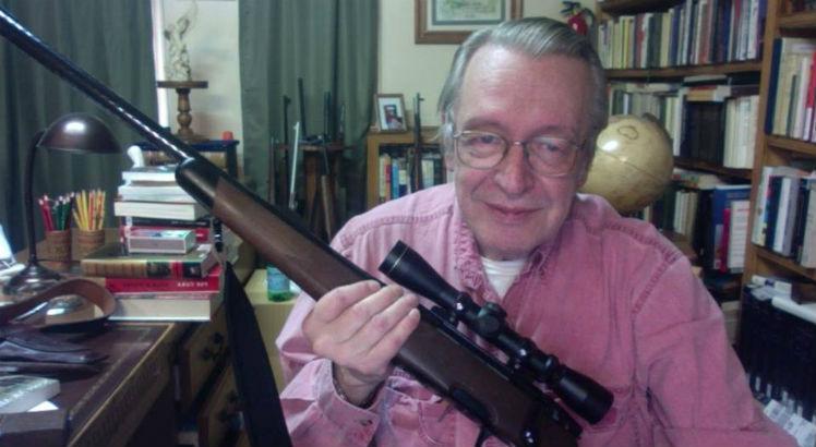 Comemoração da morte do ex-astrólogo Olavo de Carvalho gera discussão na internet: ‘ódio do bem’