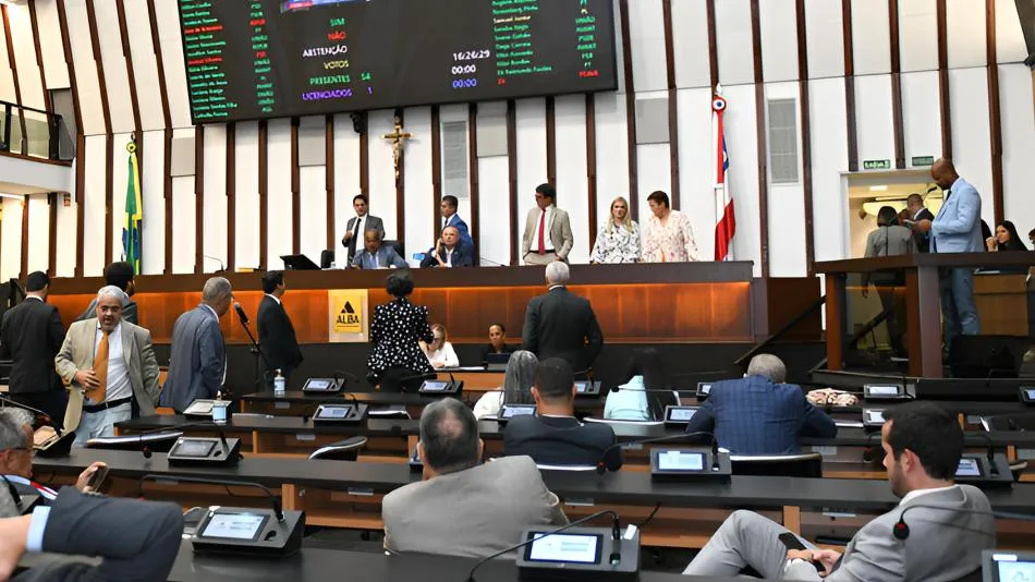 Deputados aprovam urgência de empréstimo de R$ 5,5 bilhões da Embasa