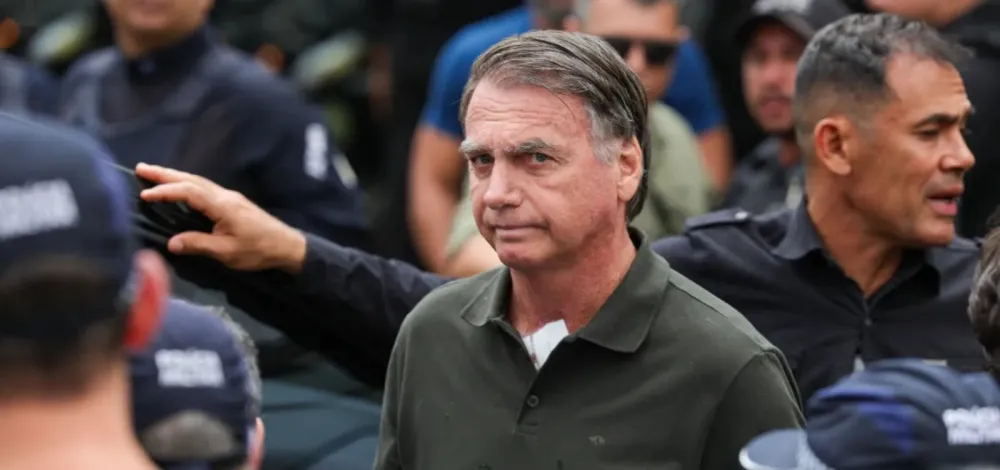 Moraes mantém prisão domiciliar de Jair Bolsonaro por questões de saúde