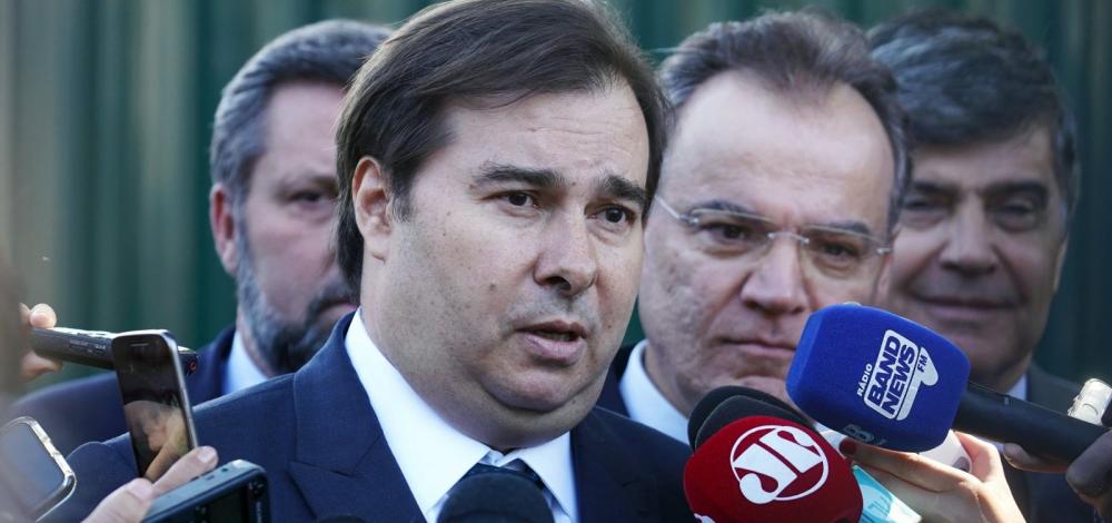 Previdência: Para Maia, próxima terça é data limite para decisão sobre estados e municípios