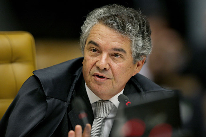 Ministro do STF diz que Senado pode rever afastamento de Aécio