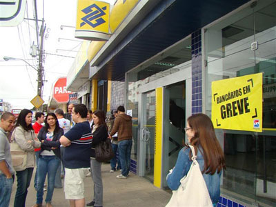 Greve dos bancários já fecha 33% das agências do País