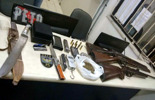 Conquista: PM prende agrônomo com drogas e um arsenal guardado