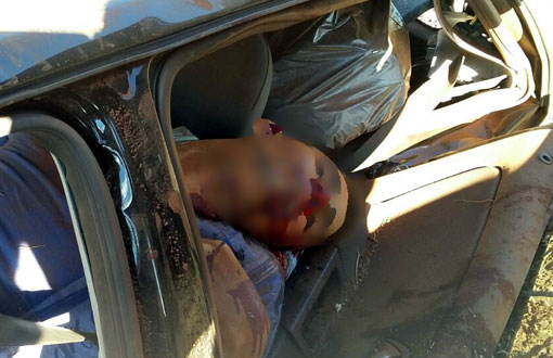 Veículo capota e duas pessoas morrem na BR-122