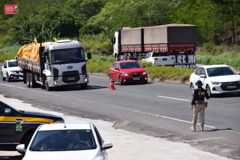 PRF encerra Operação Carnaval com 8 mortes nas rodovias da Bahia