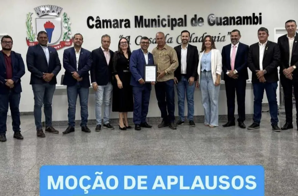 Câmara de Guanambi homenageia Rádio Alvorada pelos 35 anos