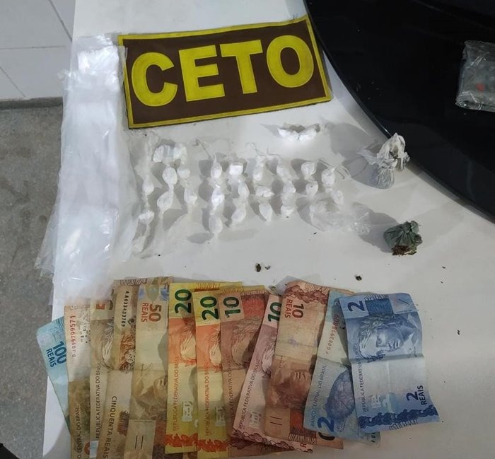 Homem é preso suspeito de tráfico de drogas em Guanambi