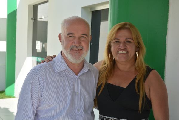 Justiça determina que prefeita de Cândido Sales exonere servidores devido a prática de nepotismo