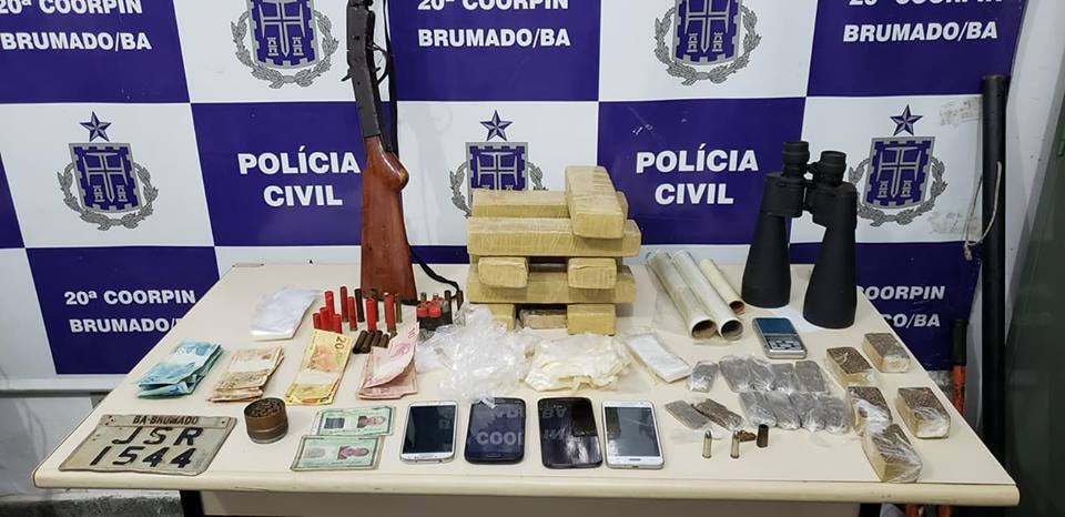 Polícia Civil apreende grande quantidade de maconha e arma de fogo em Brumado 