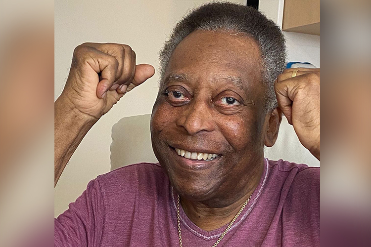 Pelé recebe alta de hospital e segue tratamento do tumor de cólon