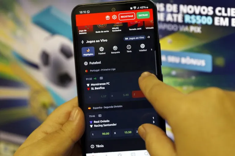 Governo anuncia proibição de bets no Brasil