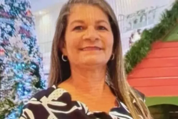 Colisão entre três carros deixa uma mulher morta e quatro feridos em Caculé