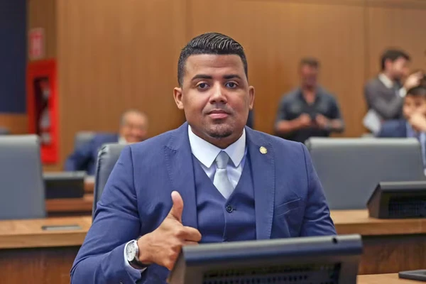 Deputado TH Joias é detido por ligação com tráfico e facção criminosa no Rio
