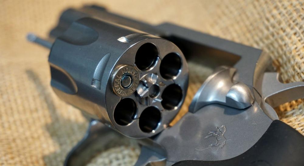 Sudoeste: Menor de apenas 11 anos morre após brincar de ‘roleta-russa’