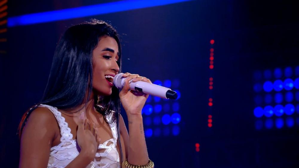 Cantora guanambiense Dielle Anjos deixa The Voice Brasil após testar positivo para Influenza