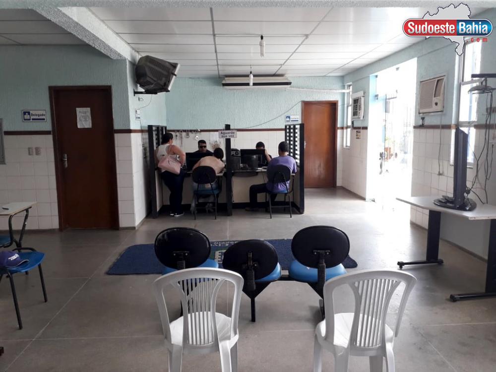 Guanambi: caminhonete foi furtada no estacionamento da Secretaria Municipal de Infraestrutura