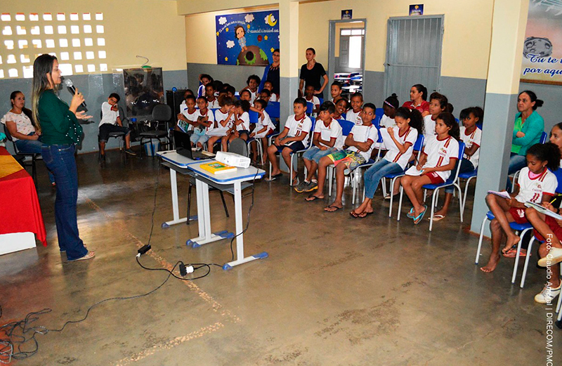 Caetité: Alunos da Escola Dácio Oliveira participam de palestra sobre prevenção de doenças