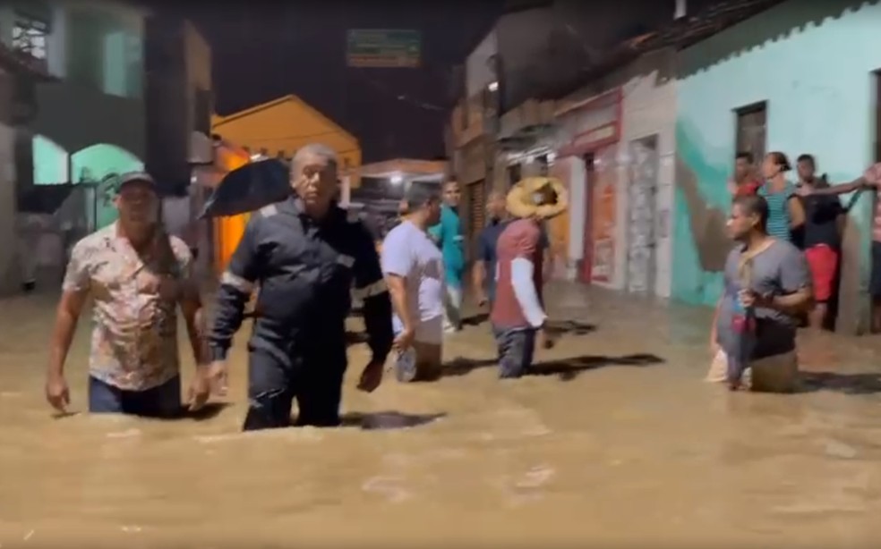 Chuva deixa cinco cidades baianas em situação de emergência