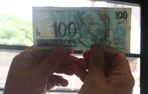 Polícia Federal prende homem com cédulas falsas no interior da Bahia