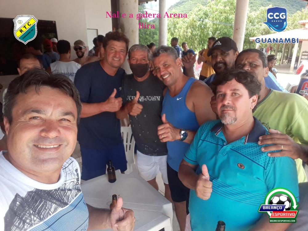 Vice-prefeito e presidente da Câmara de Vereadores de Guanambi são flagrados em aglomeração e sem máscaras.