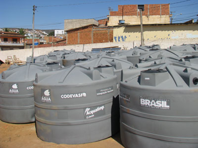 Mais uma ação contra a seca em Caetité: 1060 caixas-cisternas já estão sendo implantadas