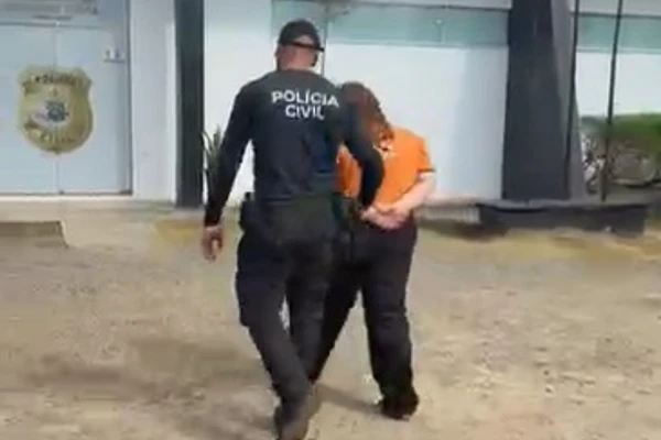 Bahia: Funcionária de loja é presa suspeita de furtar dinheiro do caixa