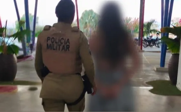 Mulher procurada por tráfico é presa na rodoviária de Bom Jesus da Lapa