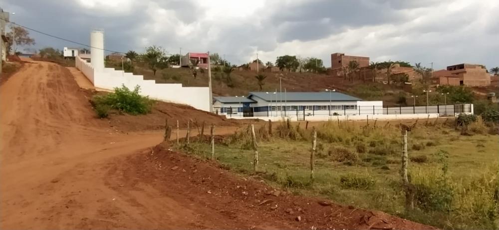 Delegacia de Caetité, após mais de 01 ano inaugurada, não funciona e vias de acesso à unidade estão intransitáveis após as chuvas