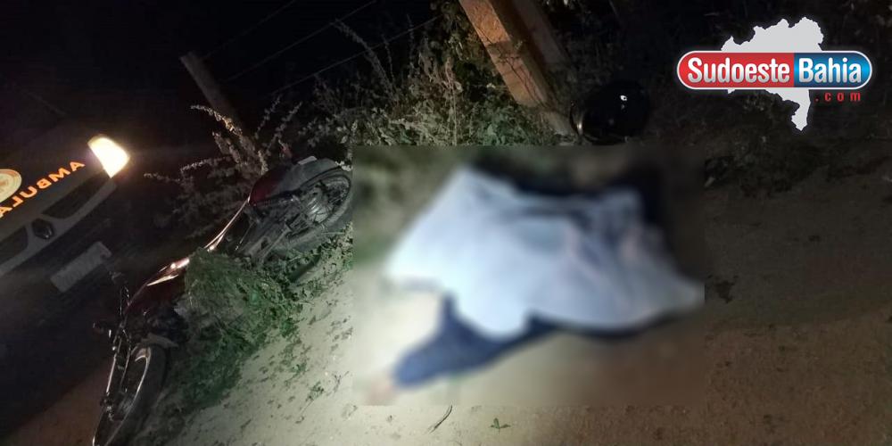 Homem morre após perder controle de moto e bater em poste na zona rural de Igaporã