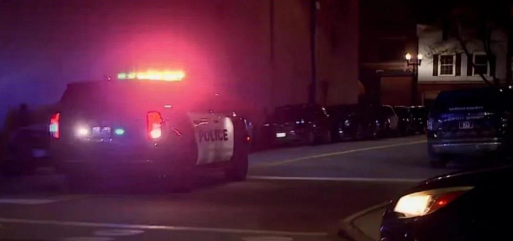 Ataque a tiros deixa cerca de 16 mortos e dezenas de feridos nos Estados Unidos