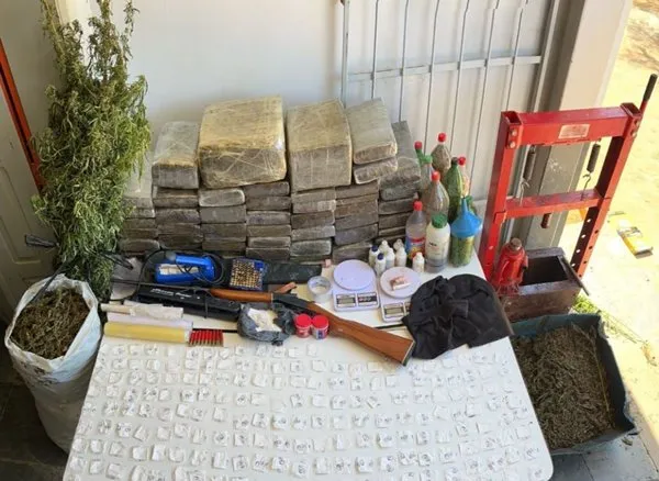Polícia prende dois homens e apreende plantação de maconha em Serra do Ramalho