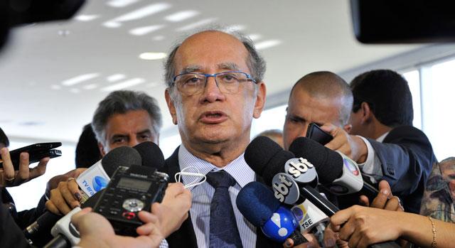 Diálogos de Moro são ‘absurdos’ e podem anular penas, diz Gilmar