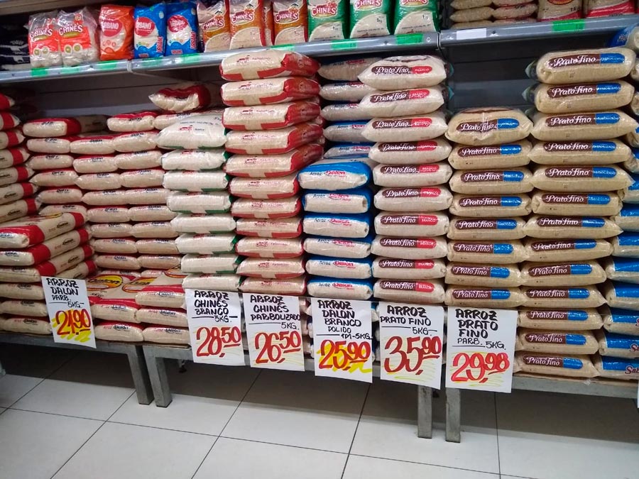 Arroz sobe em um ano quase oito vezes mais que o salário mínimo