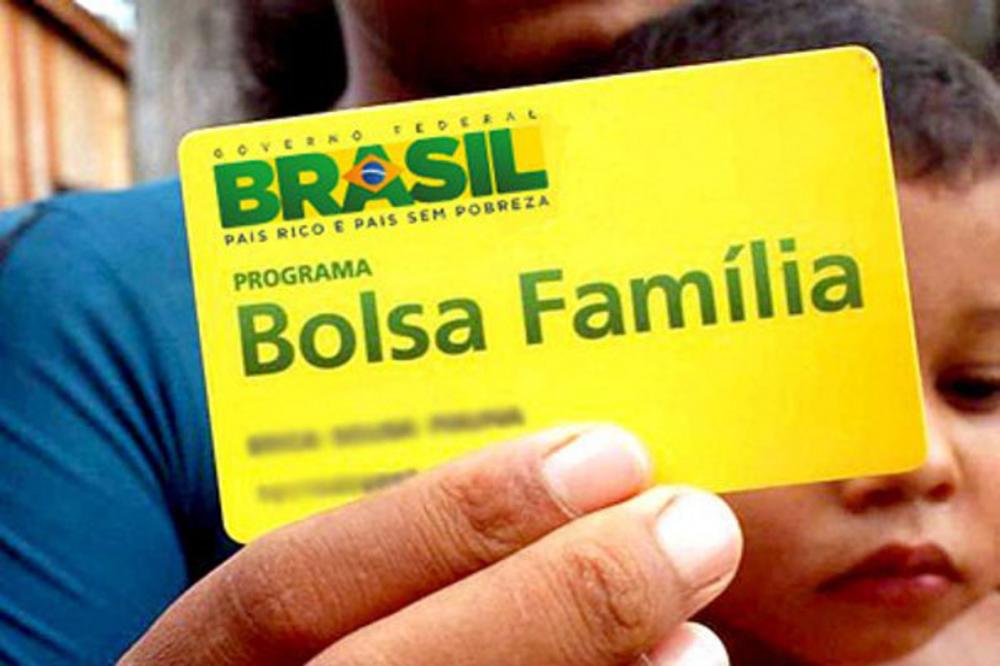 Orçamento enviado ao Congresso não prevê aumento no Bolsa Família