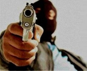 Caetité: Pizzaria é assaltada por bandidos.