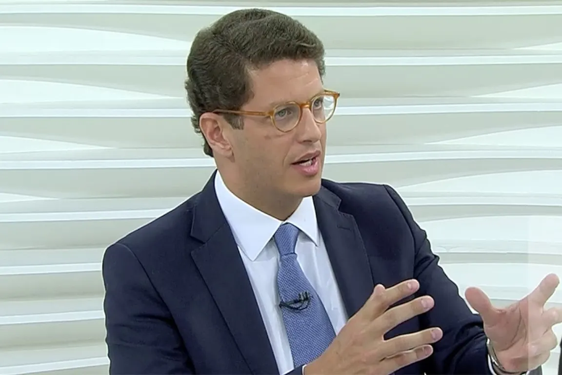 Ricardo Salles desiste do Senado após receber R$ 4,5 milhões