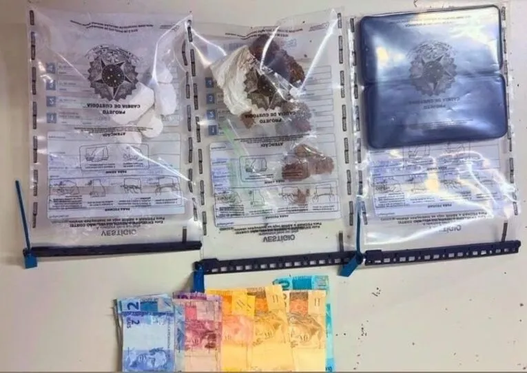 Homem é preso com cocaína e maconha durante ação da Rondesp no distrito de Canabrava, em Malhada