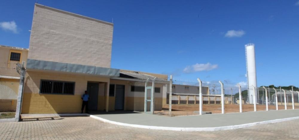 Agentes vão pedir suspensão de visitas a presos para conter covid-19